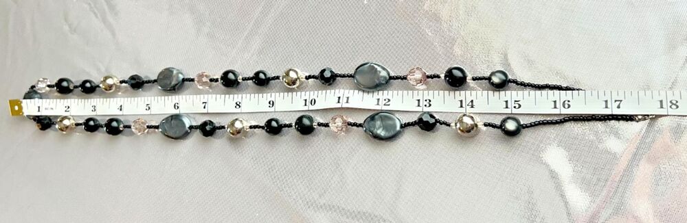 Vintage Multi Faceted Gray Blue Silver Glass Bead 18" Necklace Single Strand - Picture 2 of 6